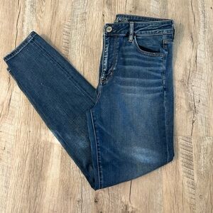 American Eagle Outfitters HiRise Jegging